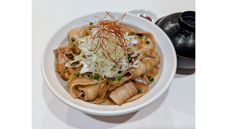 食欲そそるスタミナ丼