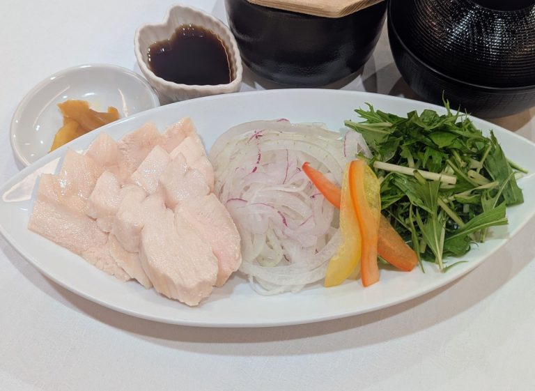 サラダチキンおろしのせ定食